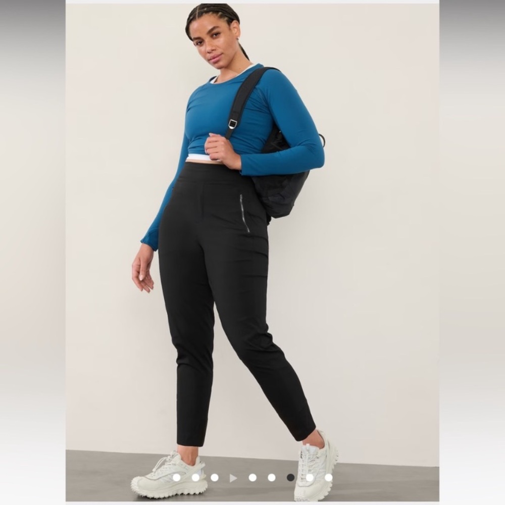 Athleta Trekkie North Jogger Size 8
